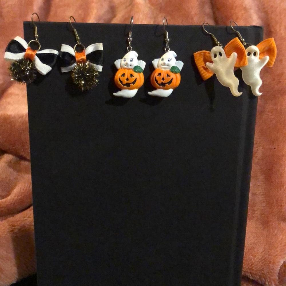 Halloween earrings set